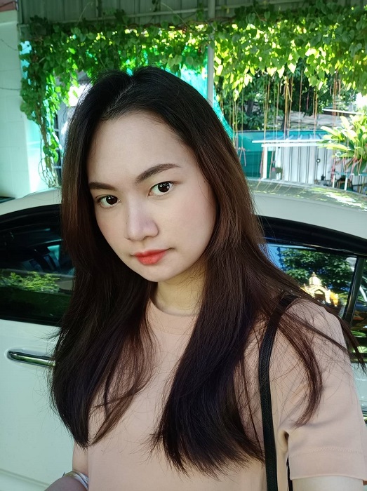 วันที่ 9 หลังผ่าตัดกราม รู้สึกว่าใบหน้าเล็กกว่าเดิม เริ่มเข้าที่มากยิ่งขึ้น ภาพมุมตรง
