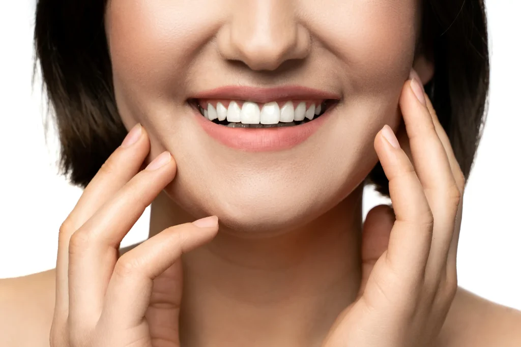 วีเนียร์เซรามิก ceramic veneer 
